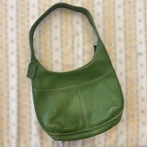 RARE Coach Vintage Leaf Green Leather Ergo Zip Shoulder Bag